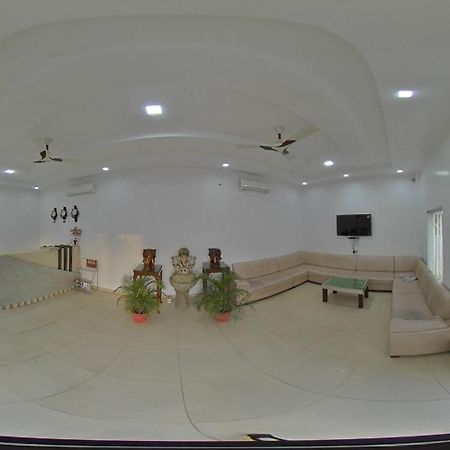 Tathastu Hotels & Banquet Hall Pipra Dewas Exterior photo